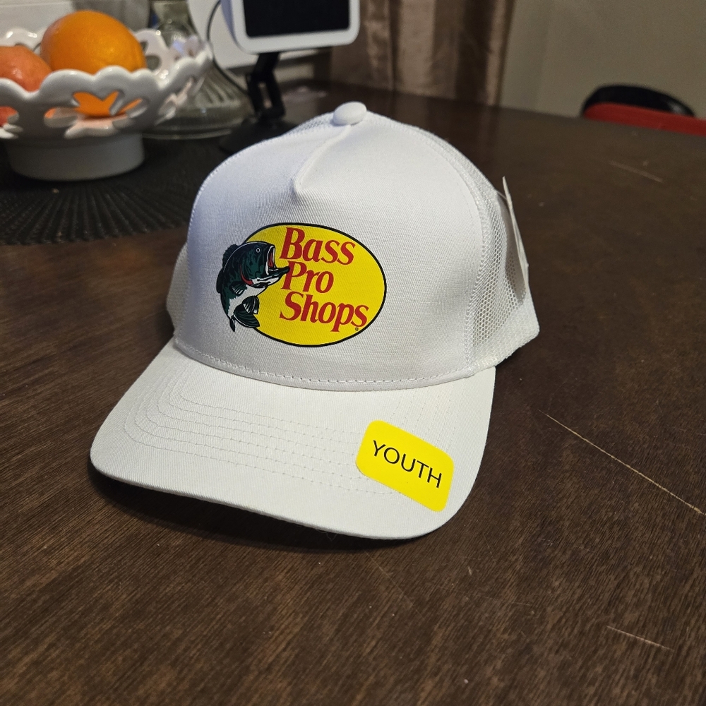 Bass Pro Shops Youth White Cap New